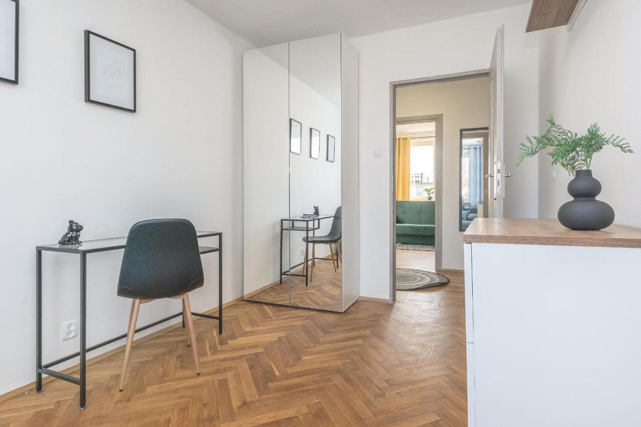 Glow Apartments, Apartament Kolobrzeska Gdańsk Extérieur photo